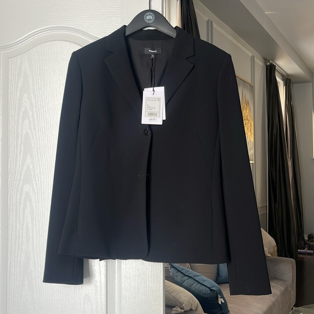 Theory Women's Black admiral crepe pleat Blazer new w tag! Size 6